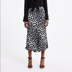 Zara leopard print skirt
